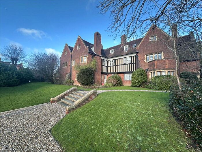 1 Bedroom Apartment To Rent In Lady Margaret Road, Cambridge, Cambridgeshire, CB3