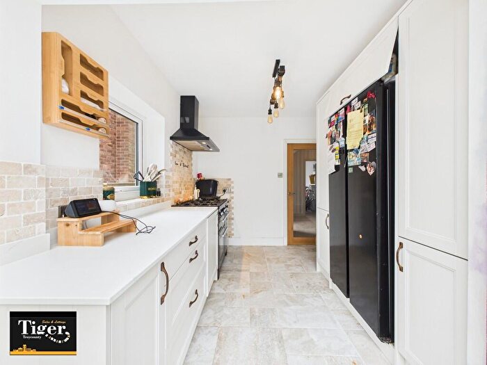5 Bedroom Detached House For Sale In Newton Drive, Blackpool, FY3