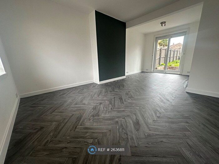 3 Bedroom Semi-Detached House To Rent In Balunie Drive, Dundee, DD4