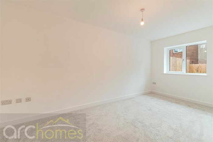 2 Bedroom Semi-Detached Bungalow For Sale In Samuel Close, Atherton, Manchester, M46