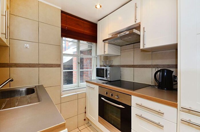 1 Bedroom Flat To Rent In Hunter Street, Bloomsbury, London, WC1N