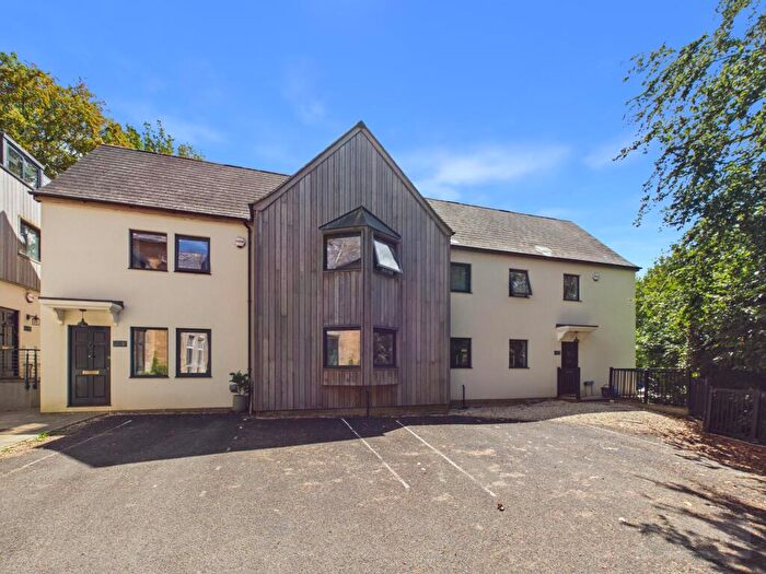 4 Bedroom Semi-Detached House For Sale In Old Vicarage Gardens, Bruton, BA10