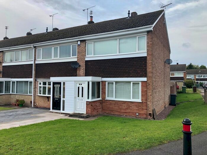 3 Bedroom End Of Terrace House To Rent In Telford Gardens, Merry Hill, Wolverhampton WV3