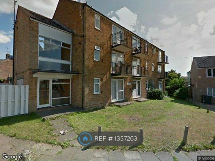 1 Bedroom Flat To Rent In Rhodaus Close, Canterbury, CT1