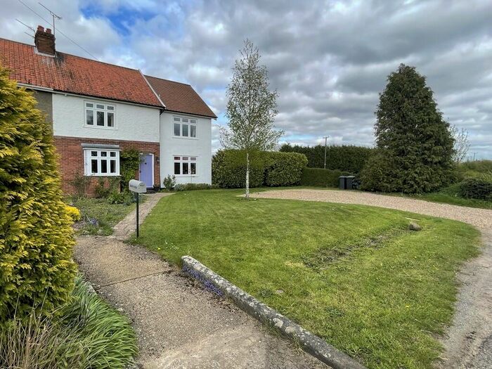 4 Bedroom Semi-Detached House For Sale In Forward Green, Stowmarket, Suffolk, IP14
