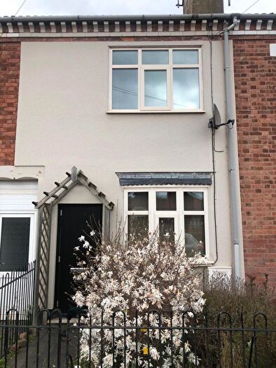 3 Bedroom Terraced House To Rent In Forest Road, Burton-On-Trent, DE13