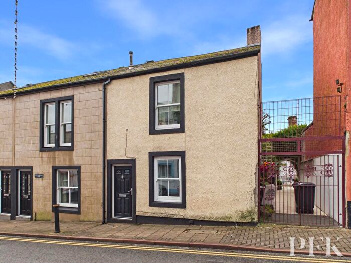 3 Bedroom End Of Terrace House For Sale In Wood Street, Maryport, CA15