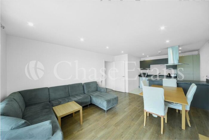 2 Bedroom Apartment To Rent In Celestial House, Cordelia Street, Poplar, E14