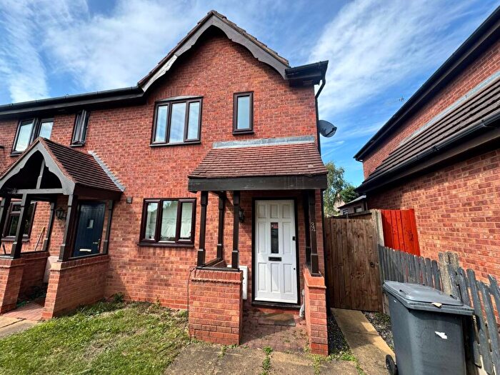 2 Bedroom Semi-Detached House To Rent In Lindale Close, Gamston, Nottingham, Nottinghamshire, NG2