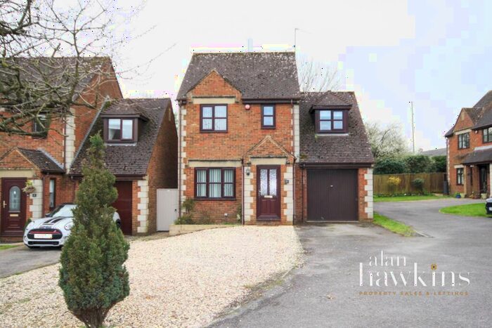 3 Bedroom Detached House To Rent In Huntsland, Royal Wootton Bassett, SN4