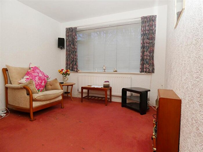 2 Bedroom Bungalow For Sale In Seel Road, Huyton, Liverpool, L36