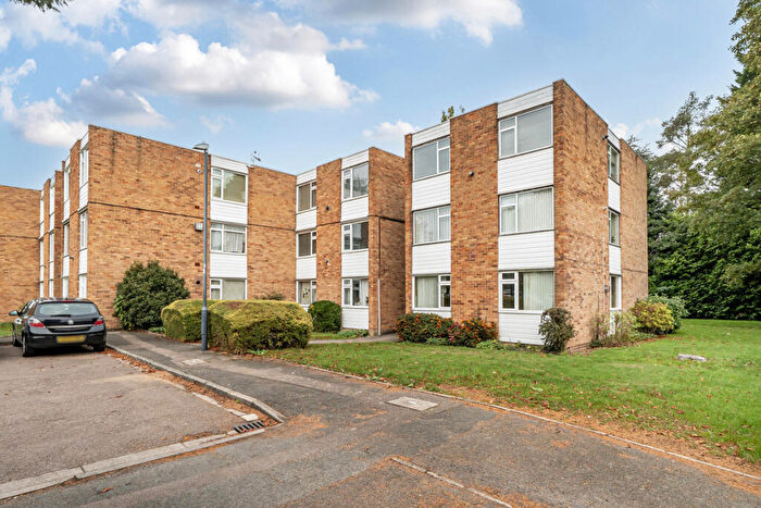 2 Bedroom Apartment For Sale In Martin Lane, Rugby, CV22