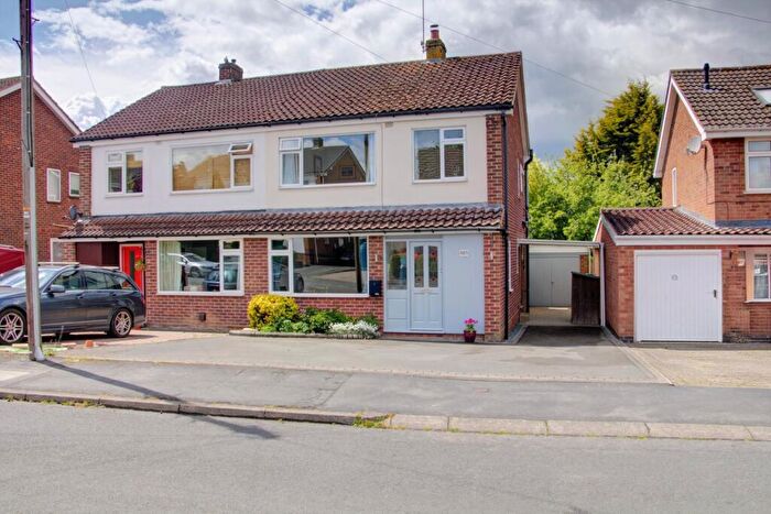 3 Bedroom Semi-Detached House For Sale In Woodcote Avenue, Kenilworth, Warwickshire, CV8