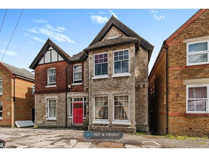 Studio To Rent In London Road, Maidstone, ME16
