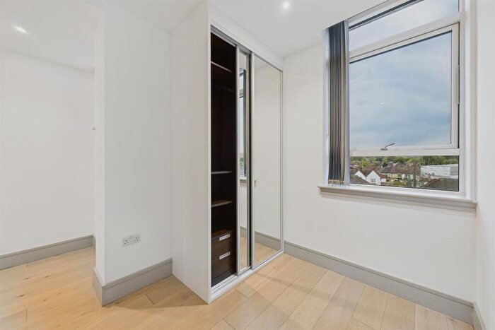 2 Bedroom Apartment To Rent In Imperial Drive, Harrow, HA2