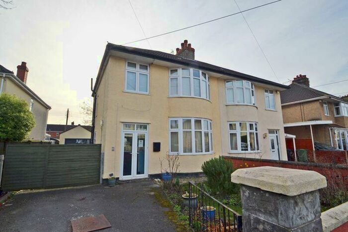 3 Bedroom Semi-Detached House To Rent In Coleridge Vale Road South, Clevedon, BS21