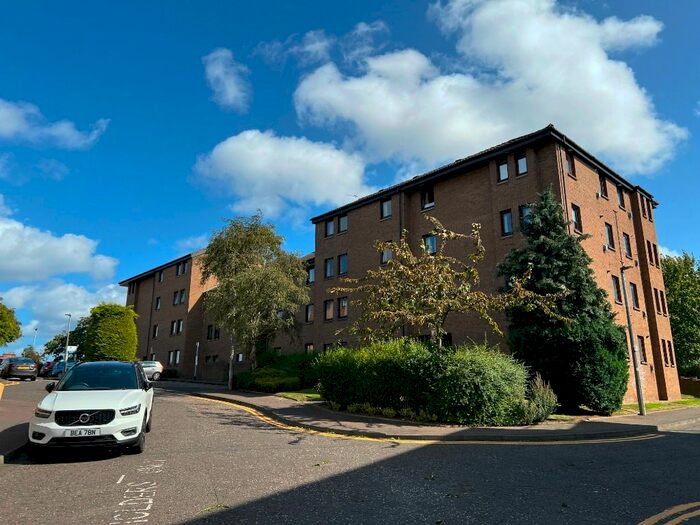 2 Bedroom Flat To Rent In Boat Green, Canonmills, Edinburgh, EH3