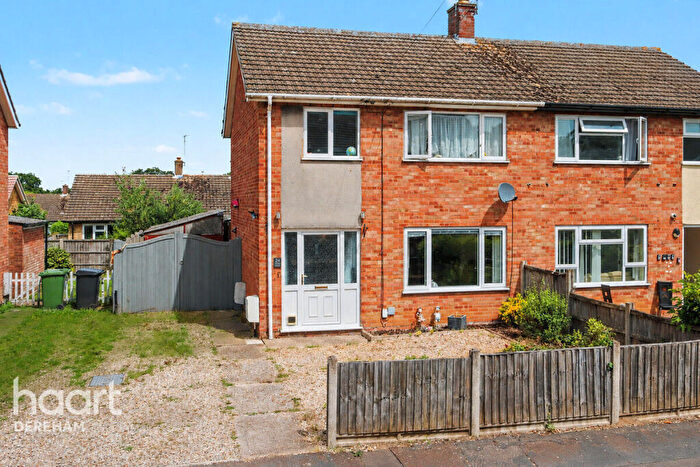3 Bedroom Semi-Detached House For Sale In Aldiss Avenue, Dereham, NR19