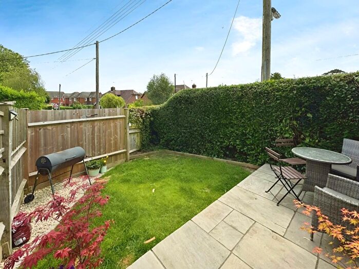 2 Bedroom Flat For Sale In Lewes Road, Scaynes Hill, RH17