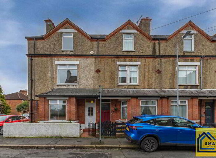 4 Bedroom End Of Terrace House For Sale In Sydenham Drive, Belfast, BT4