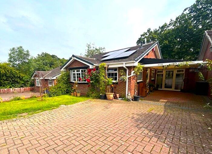 3 Bedroom Detached Bungalow For Sale In Ladbrook Close, Redditch, B98