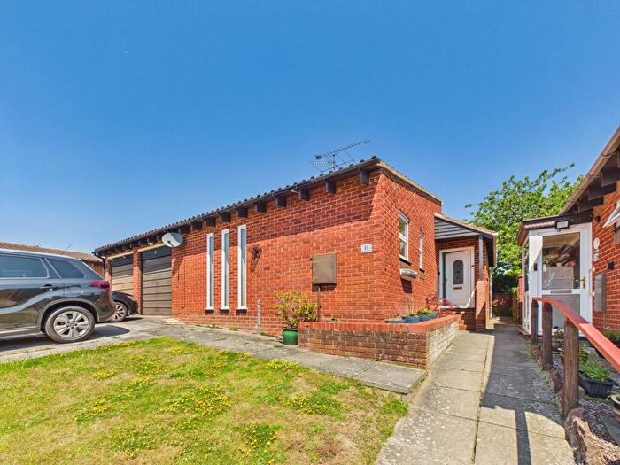 2 Bedroom Detached Bungalow For Sale In Chilcombe Way, Lower Earley, RG6