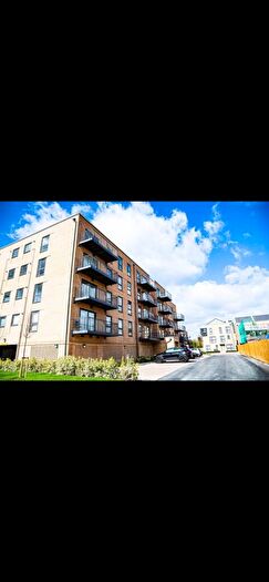 2 Bedroom Flat To Rent In Starboard Crescent Chatham, ME4