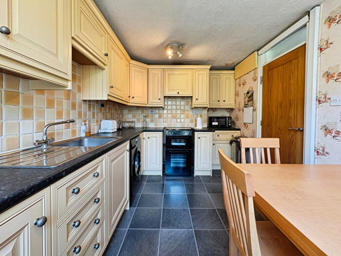 3 Bedroom Town House For Sale In William Mason Close, Bristol, BS5