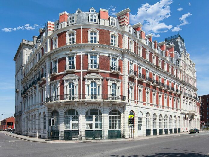 2 Bedroom Flat To Rent In South Western House, Southampton, SO14