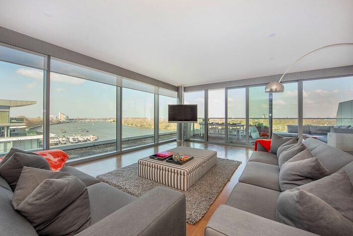 3 Bedroom Flat To Rent In Eastfields Avenue, London, SW18