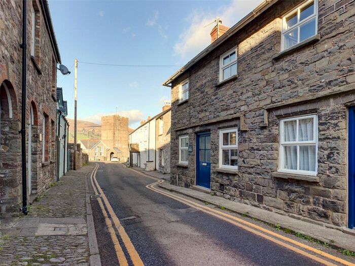 2 Bedroom Cottage For Sale In Crown Cottages, Llangattock, Crickhowell, Powys NP8