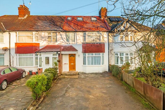 6 Bedroom House To Rent In Connaught Road, Harrow, HA3