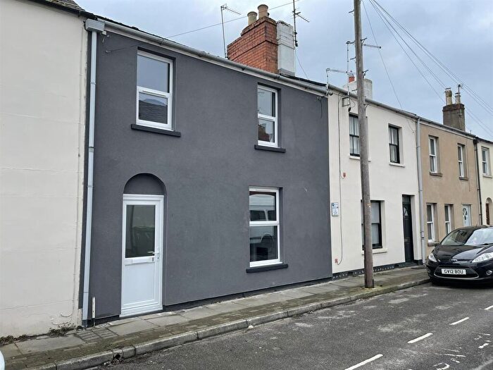 3 Bedroom Terraced House To Rent In Columbia Street, Cheltenham, GL52