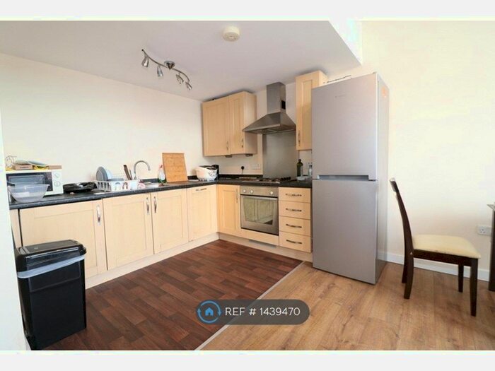 2 Bedroom Flat To Rent In Beauchamp House, Coventry, CV1