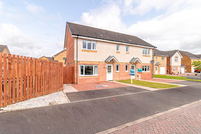4 Bedroom Semi-Detached House For Sale In Sandypoint Drive, Dumfries, DG2
