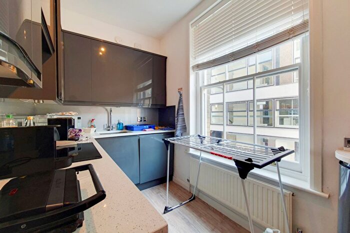 1 Bedroom Flat To Rent In Drury Lane, London, WC2B