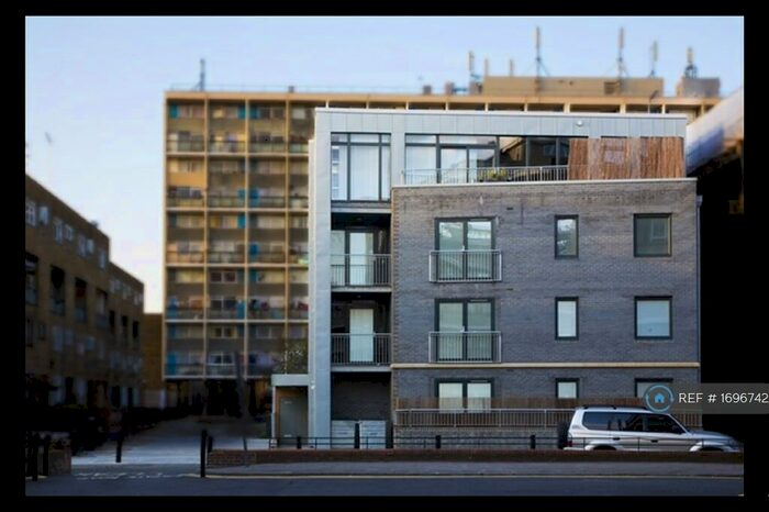 3 Bedroom Flat To Rent In London, London, E1