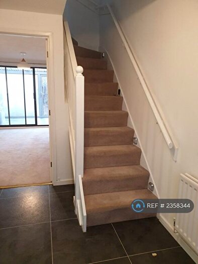 2 Bedroom Semi-Detached House To Rent In The Beeches, Oxford, OX3