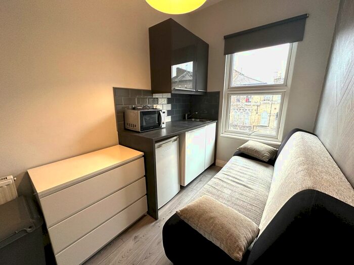 Studio To Rent In Alfred Road, Acton, London, W3