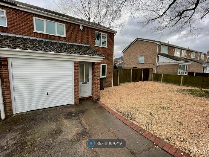 3 Bedroom Semi-Detached House To Rent In Christchurch Road, Hucknall, Nottingham, NG15