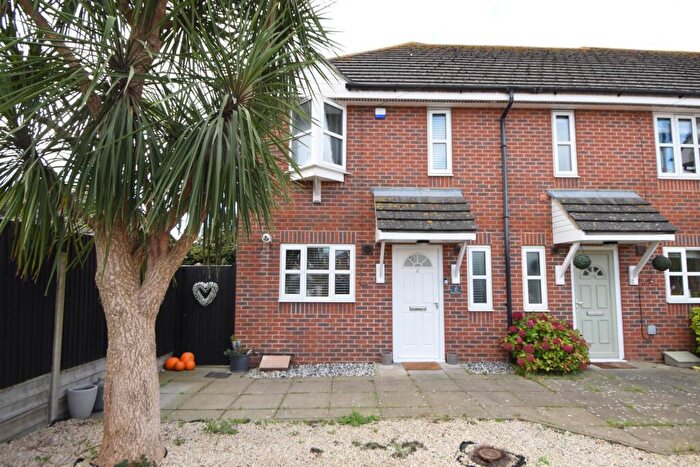 2 Bedroom End Of Terrace House For Sale In Friary Close, Alverstoke, PO12