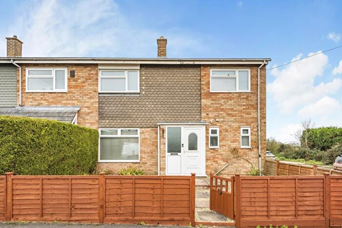 3 Bedroom Semi-Detached House To Rent In Wooton Green, Charndon, OX27