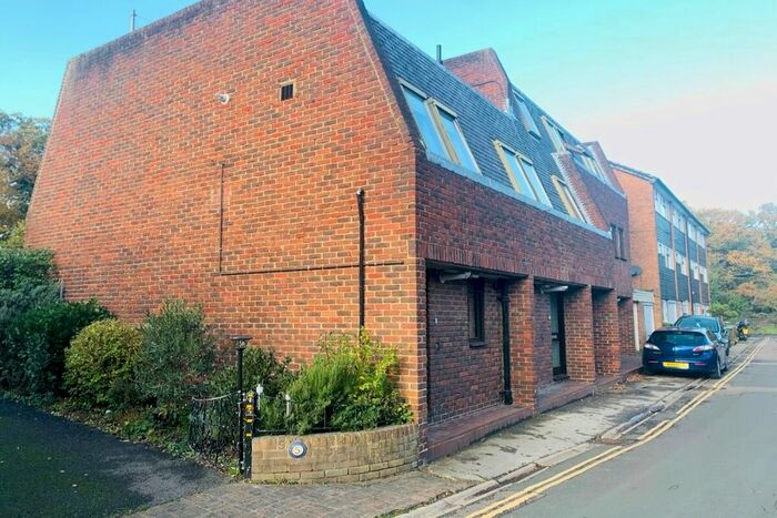 1 Bedroom Flat To Rent In College Place, London E17