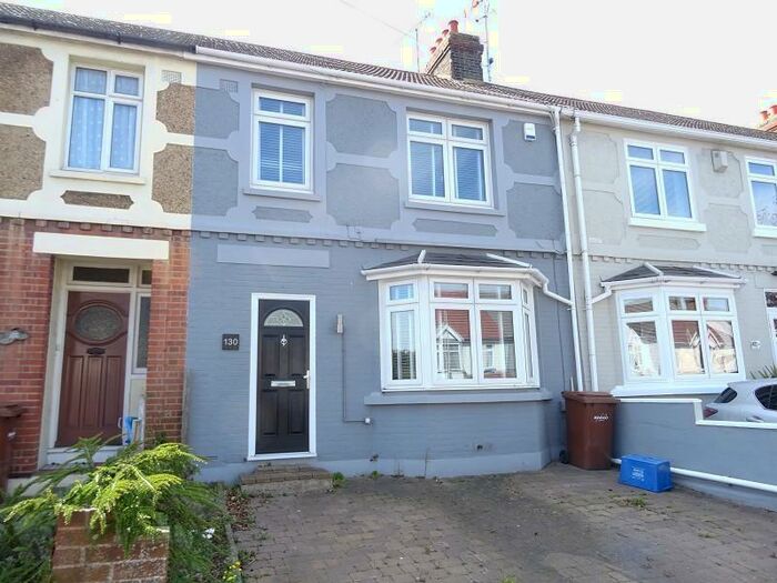 3 Bedroom Terraced House To Rent In Sturdee Avenue, Gillingham, Kent., ME7
