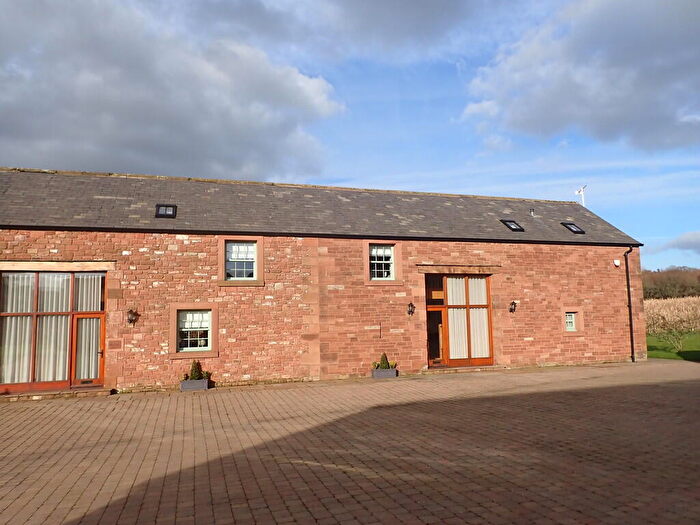 3 Bedroom Barn Conversion To Rent In How Mill, Brampton, CA8