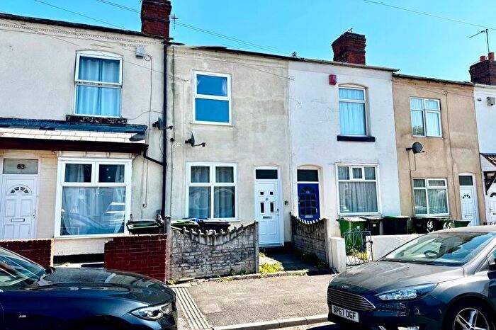 3 Bedroom Terraced House To Rent In Brisbane Road, Smethwick, B67