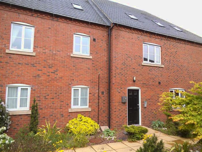2 Bedroom Flat To Rent In Harris Place, Hinckley LE10