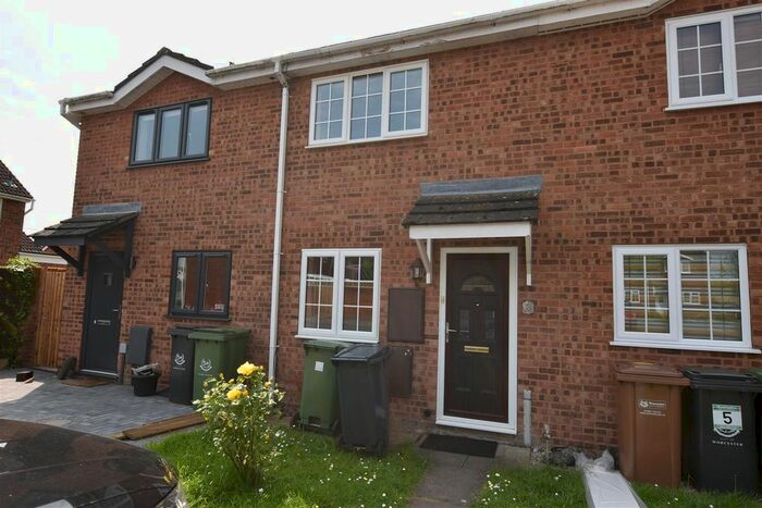 2 Bedroom Property To Rent In Ravenshill Close, Worcester, WR5