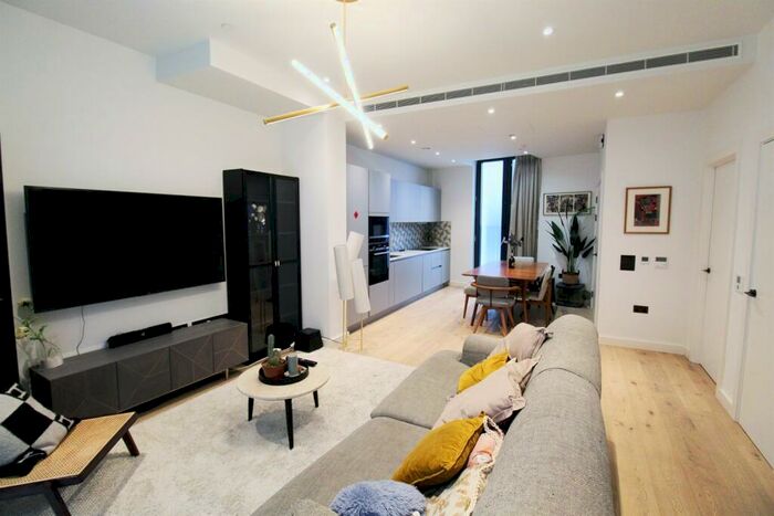 2 Bedroom Apartment To Rent In Clarendon Court, EC1Y