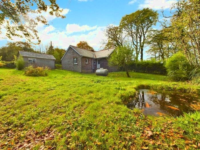 2 Bedroom Bungalow For Sale In Holsworthy, EX22